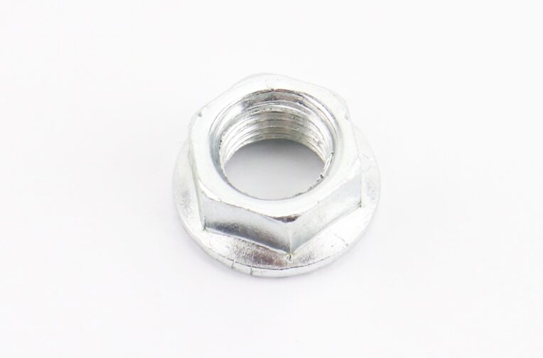 Гайка М10×1,25 фланц 8 цб зубч DIN6923