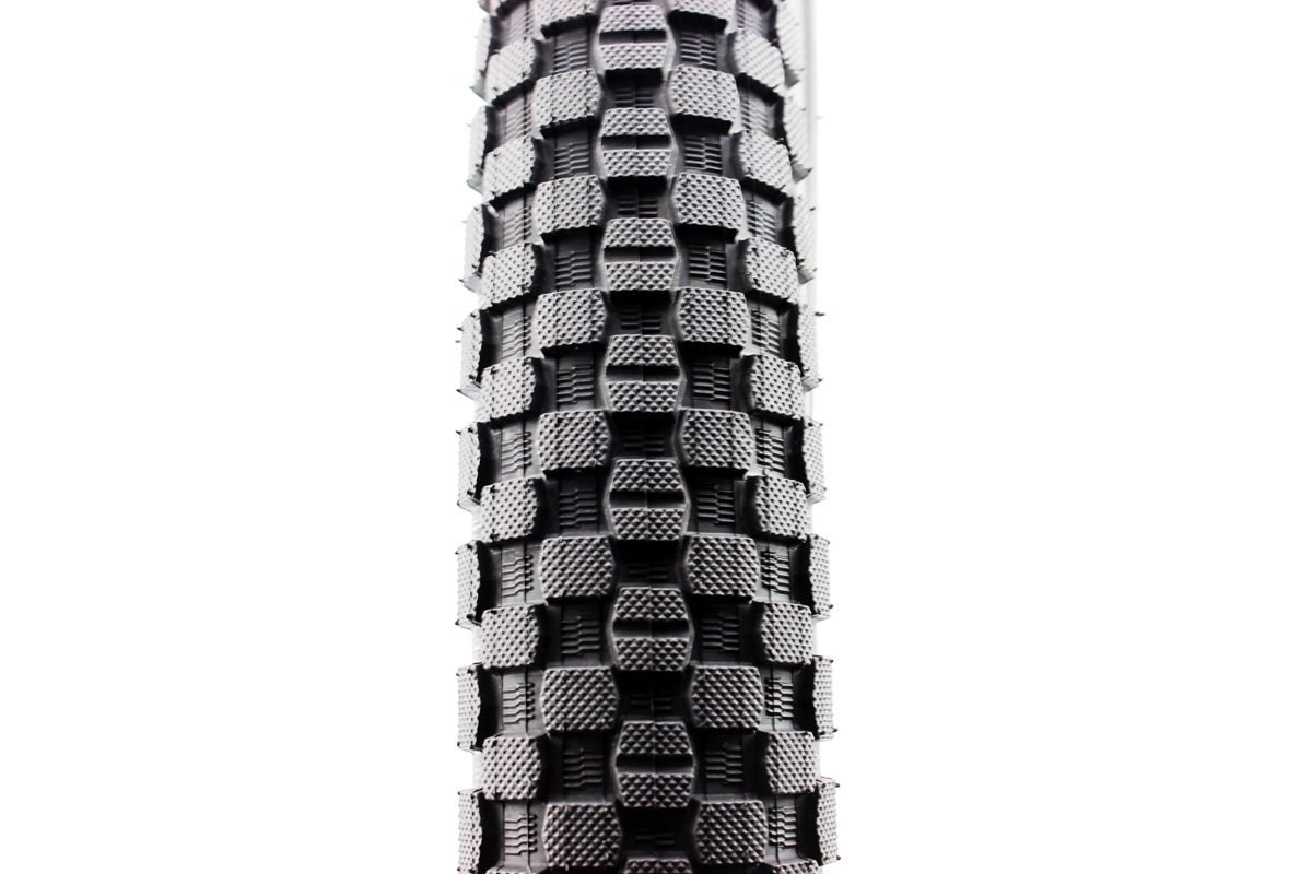 Шина 26"х1,95 (50-559) шипованная "кубик" K-RAD K905 — изображение 4