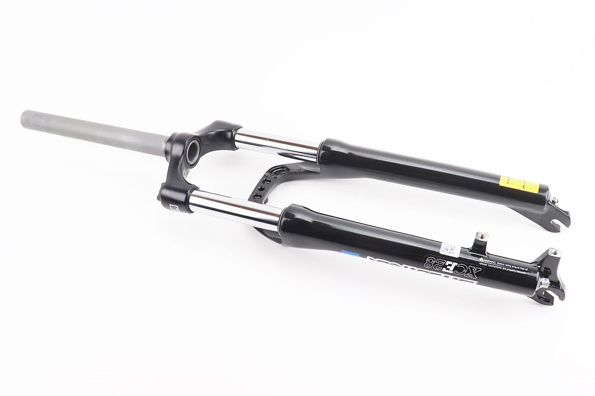 Вилка 26" амортизаційна, без різьби 1-1/8" (28,6мм), шток 260мм, з ходом 100мм, Disk-brake, Preload, алюмінієва, чорна XCE 28 - Зображення 2