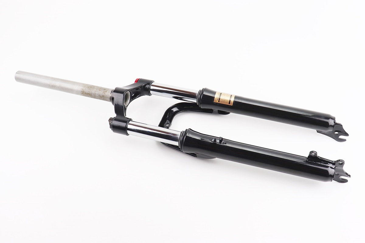 Вилка 26 "амортизаційна, без різьби 1-1/8" (28,6мм), шток 260мм, з ходом 75мм, Disk-brake, M Lockout, чорна LJ-644 - Зображення 2