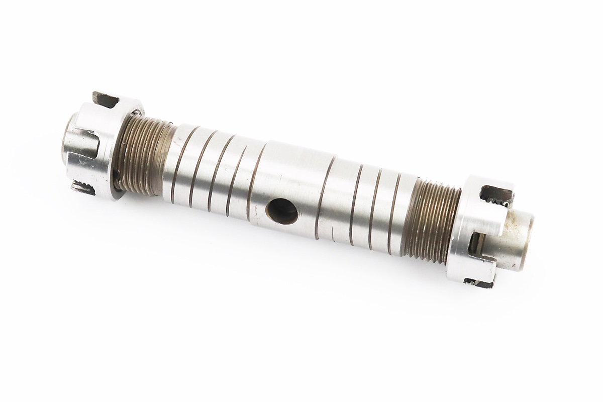 Вал КПП диференціала L-160mm, М27 + гайки-2шт, ZUBR Z-250