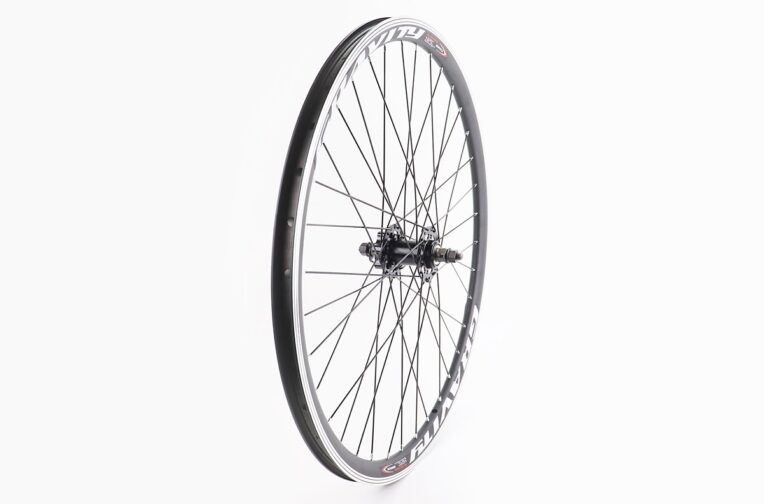 Колесо 26″ переднее Disk-brake, обод алюминиевый, втулка 14Gx36H, крепл. гайка, “GRAVITY” (возм. царапины)