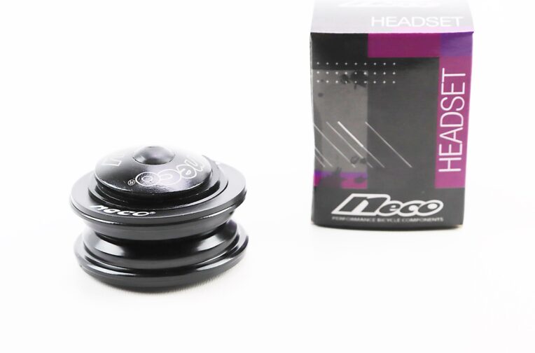 Рулевая колонка 1-1/8″ (44/28,6×44/30) безрезьбовой вилки, полуинтегрированные, чёрный H115