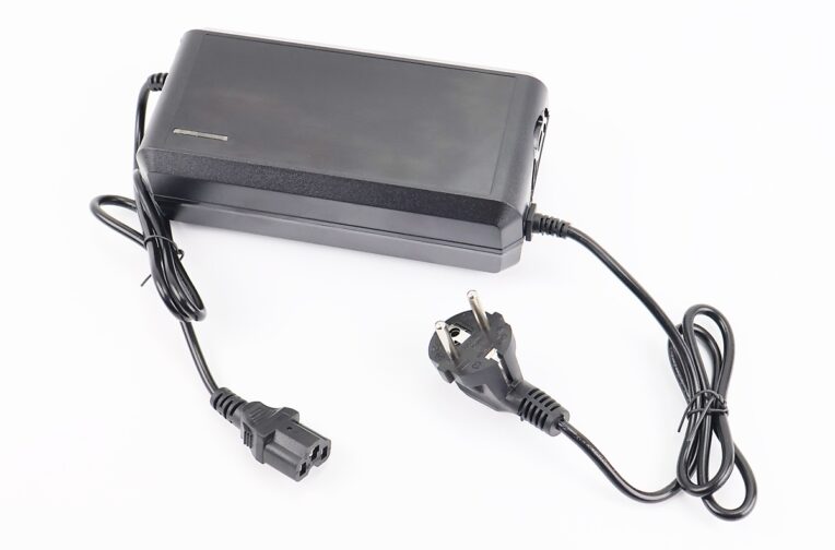 Зарядний пристрій 48V 12Ah Mini