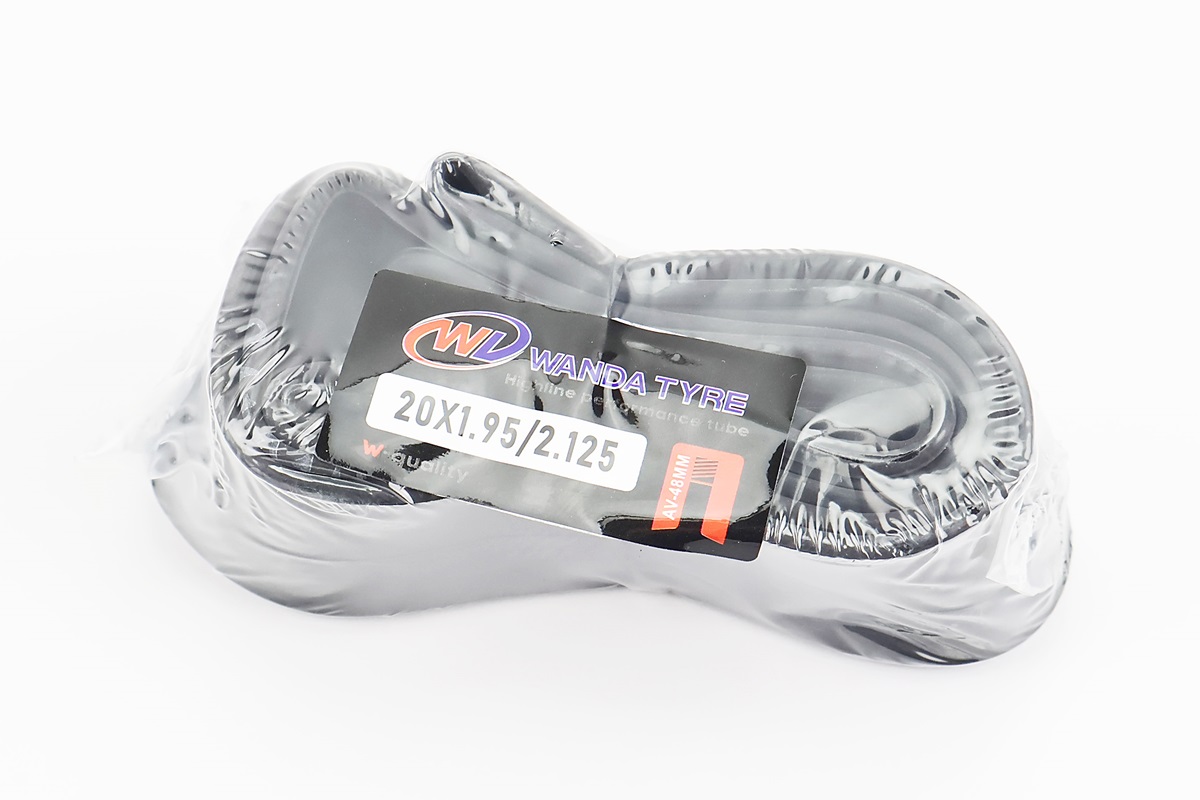 Камера 20"х1,95/2,125 з ніпелем (Schrader AV-48) - Зображення 3