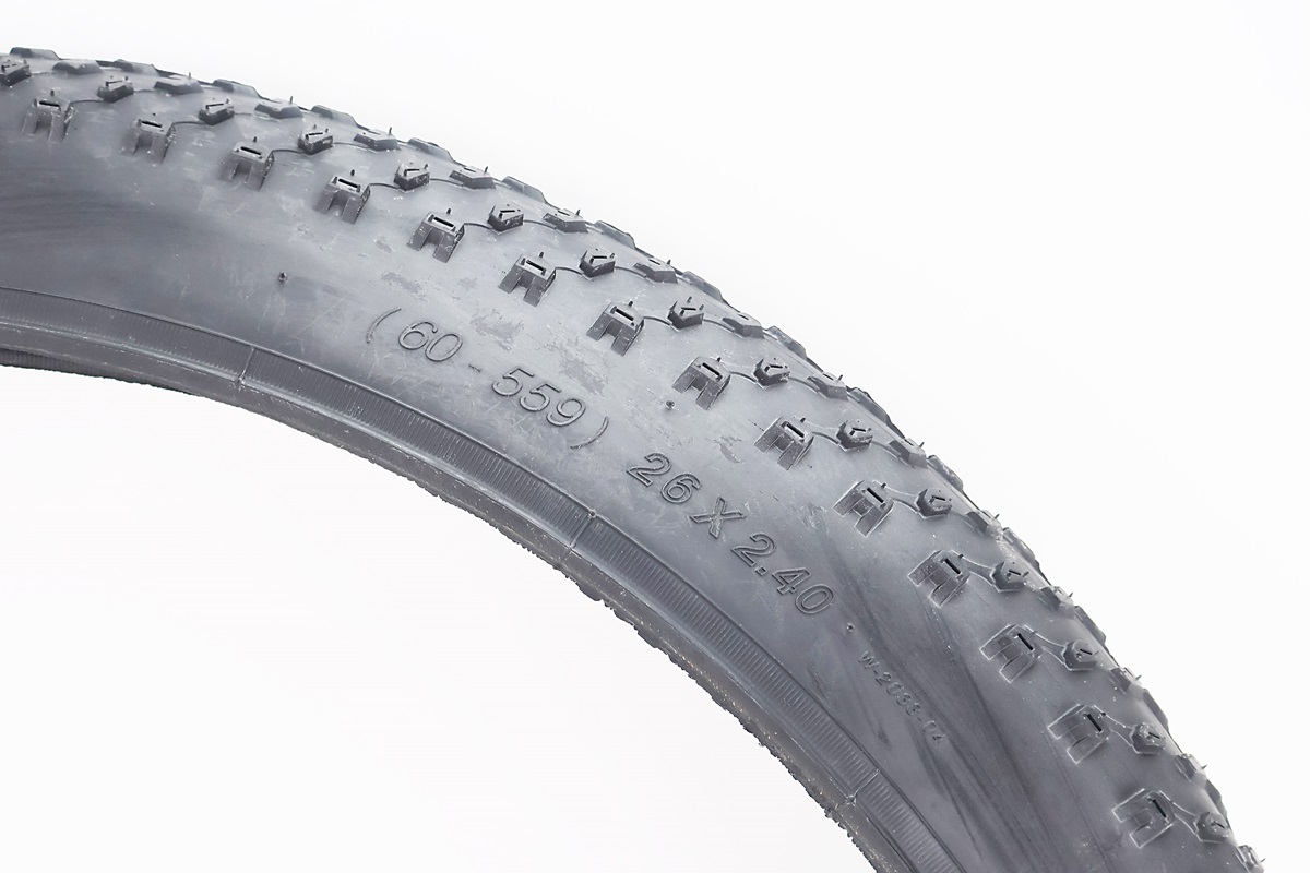 Шина 26"x2,40 (60-559) шипованная COMPASS W2033 — изображение 2