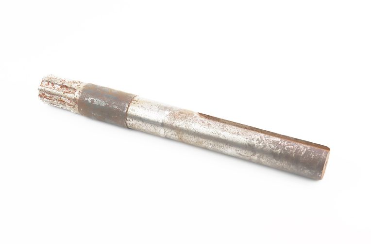 Полуось 8 шлицов, L-360mm, D-39mm 101-2 (возможен незначительный налет)