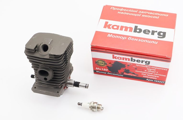 Циліндр, к-кт (цпг) MS-180 38мм (палець 10мм), чорний + колінвал + свічка у зборі