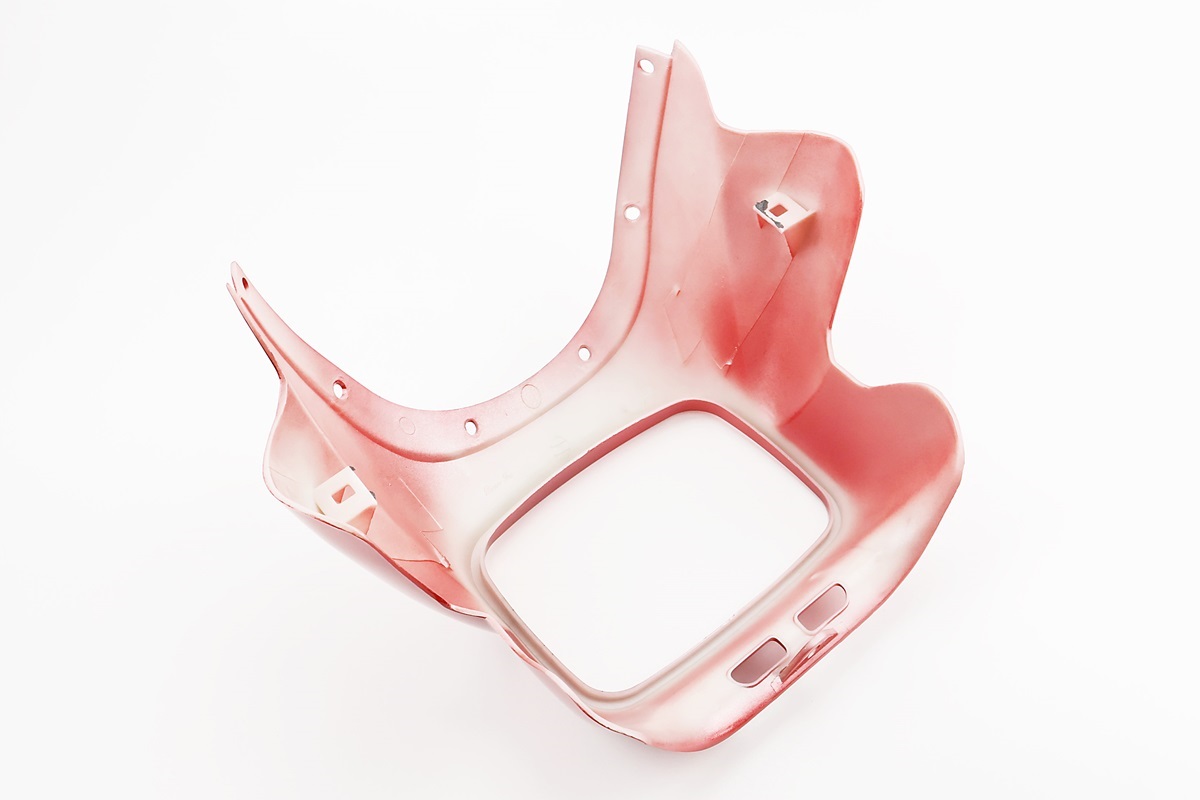 пластик - обтекатель фары, КРАСНЫЙ — изображение 2