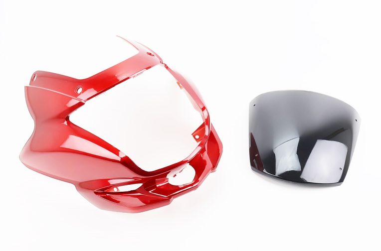 пластик – обтічник фари + вітровик, ЧЕРВОНИЙ