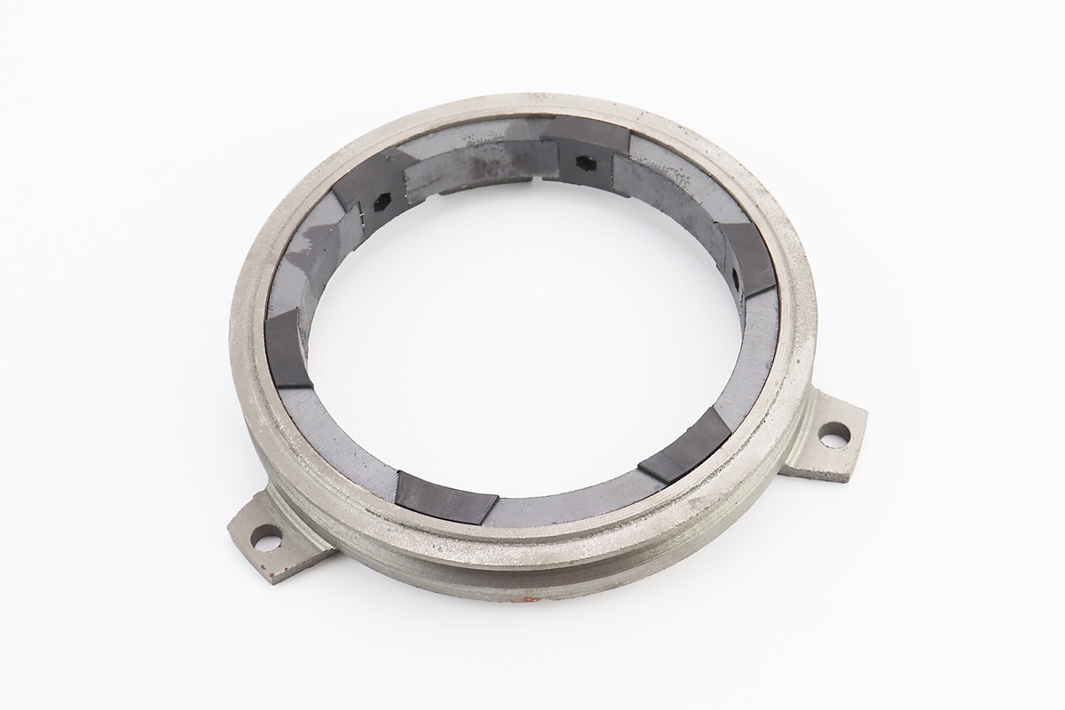 Шків ременя вентилятора + магніти генератора R190N/R195NM (можливий наліт)