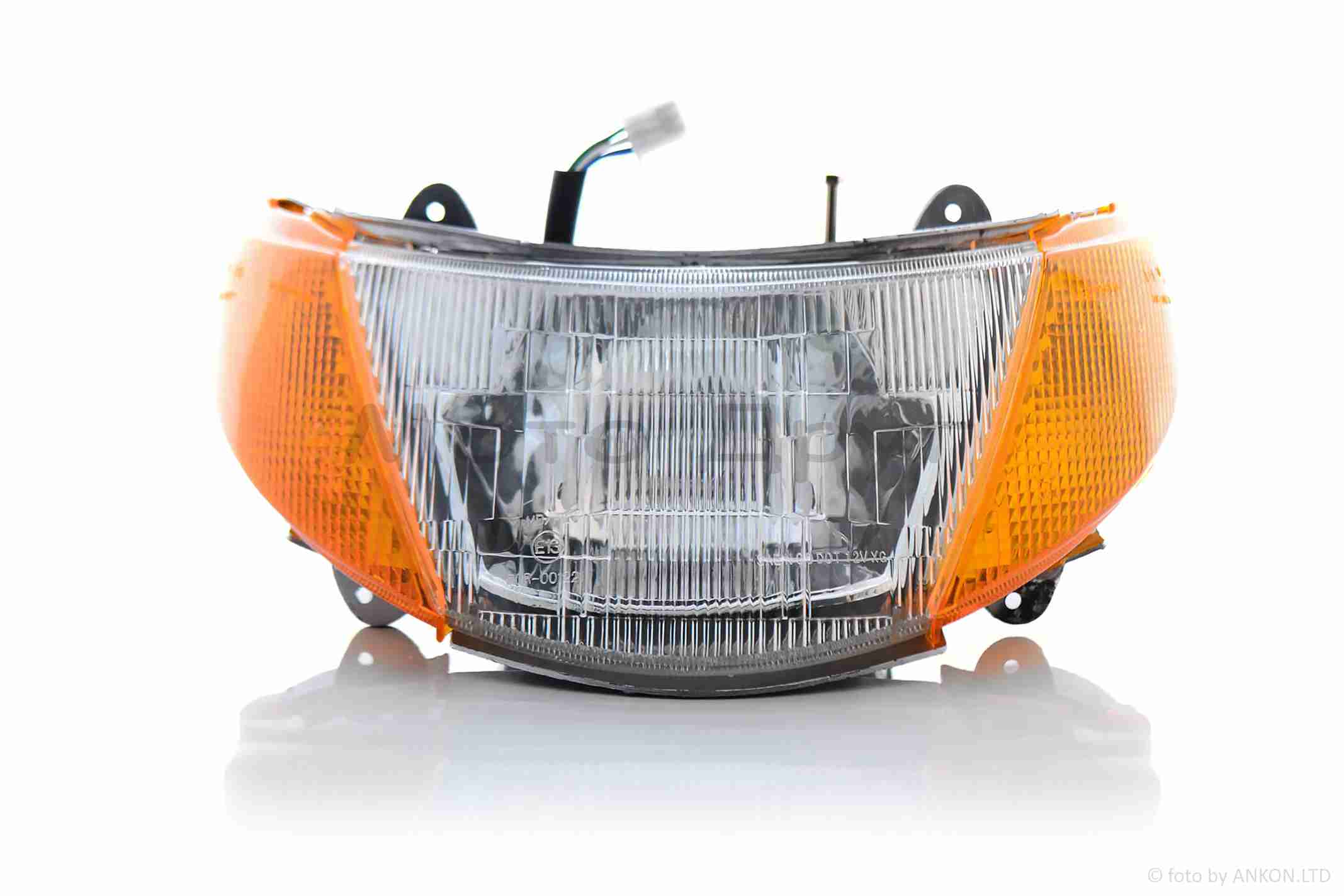 Фара LETS 1 у зборі