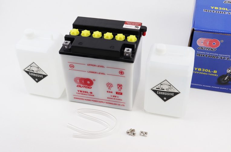 Акумулятор 12V30Ah YB30L-B кислотний (L168*W132*H176mm)