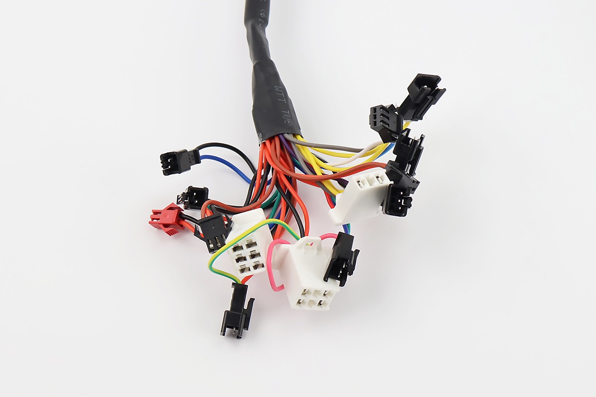 Проводка центральна з роз'ємами та клемами CR-1 - Зображення 2