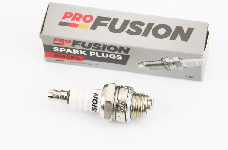 Свічка 2Т BM6FA – M14 L8 – пили / коси