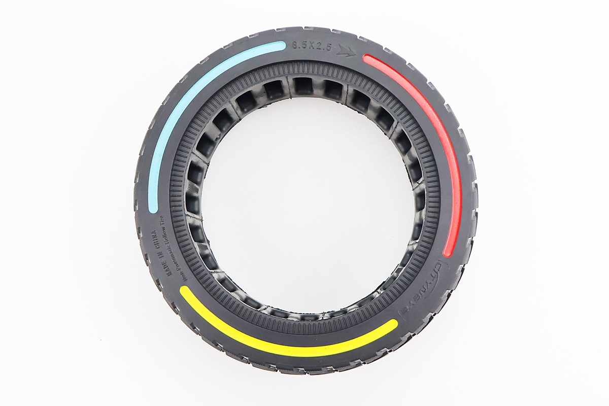 Шина з гумою литою 8,5"х2.5 дорожня (електросамокат) - Зображення 4