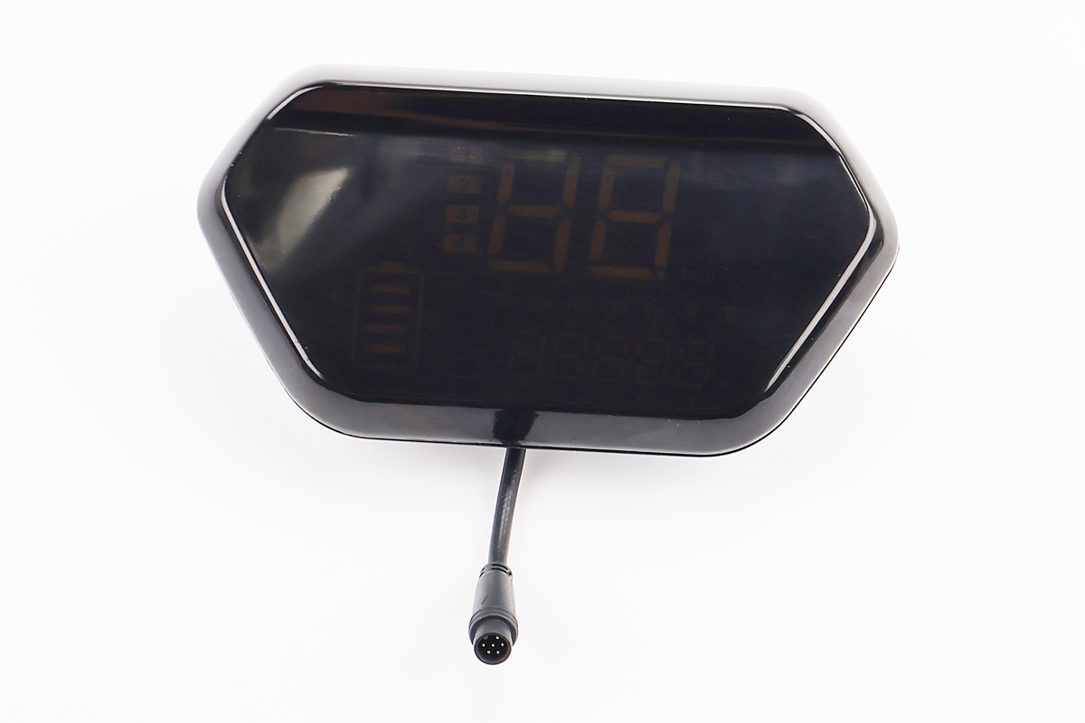 Дисплей 60V Dominator