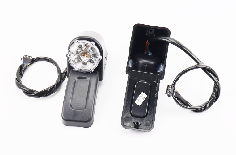 Задние габариты TR-1