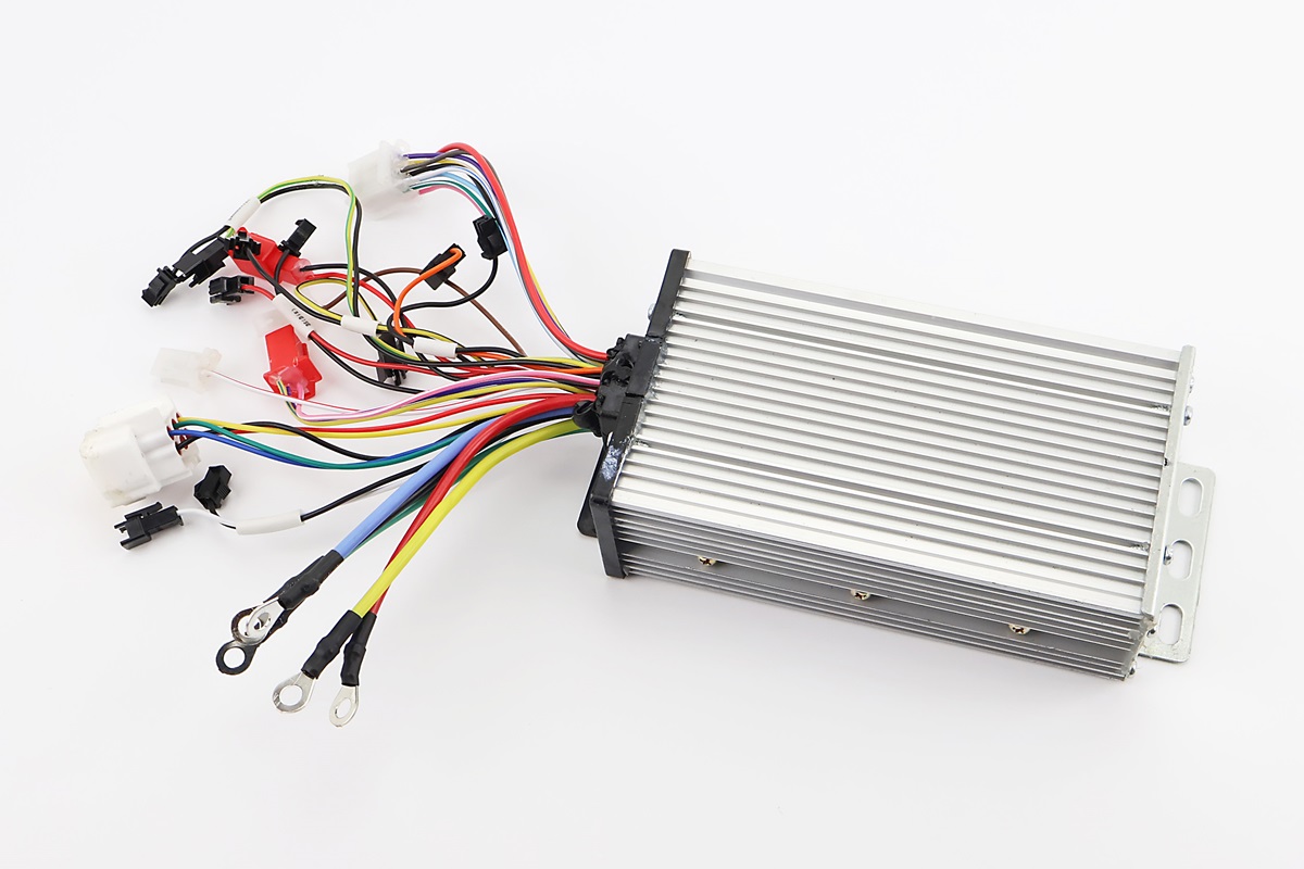 Контроллер 60-72V TR-1