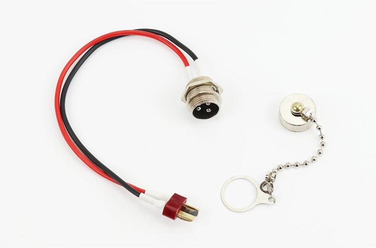 Разъем зарядки с проводами Dominator (электросамокат)