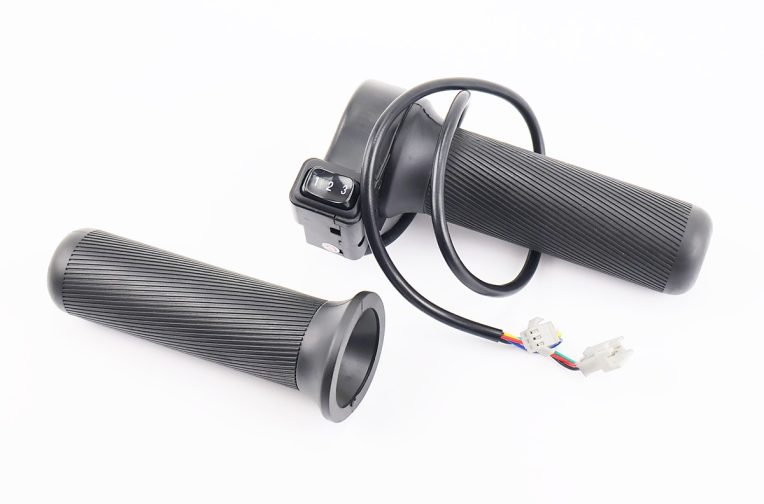 Ручки газа (акселератор) на 3 скорости к-кт CR-2