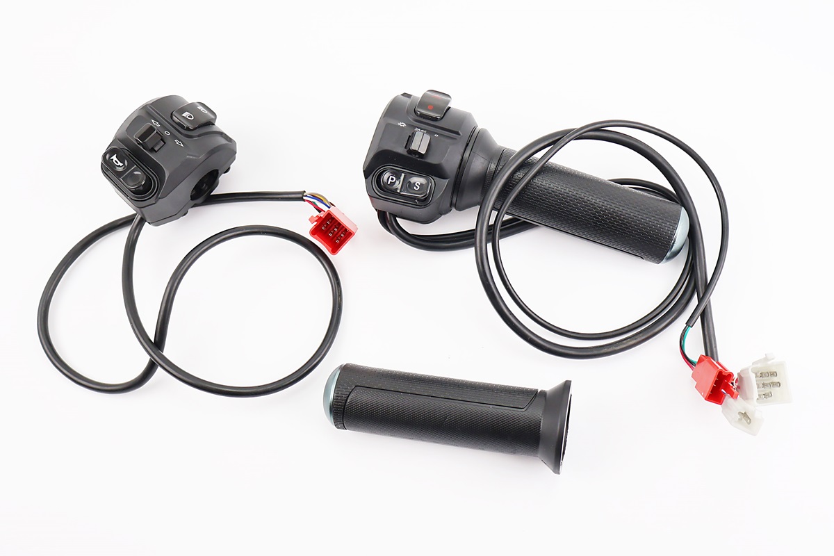 Ручки газу + перемикач Л+П к-кт CR-4