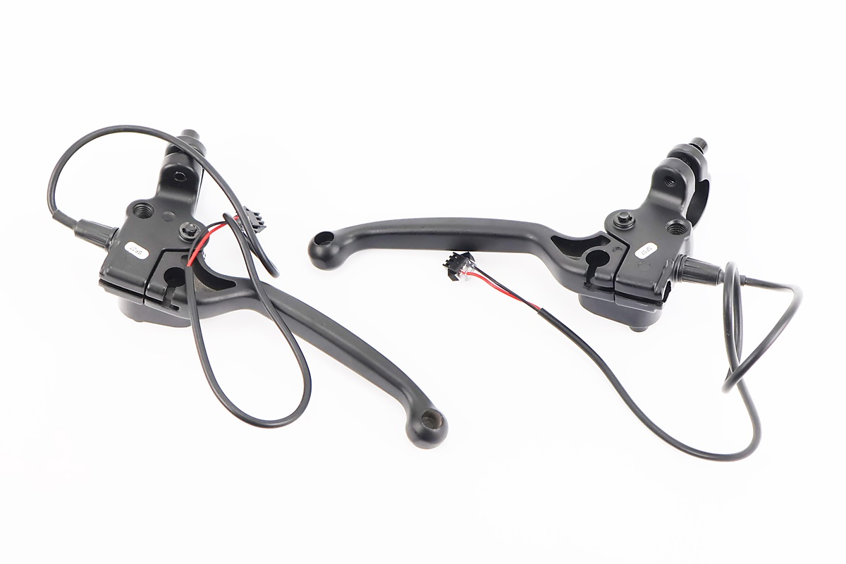 Ручки тормоза Л+П к-кт TR-4 — изображение 2