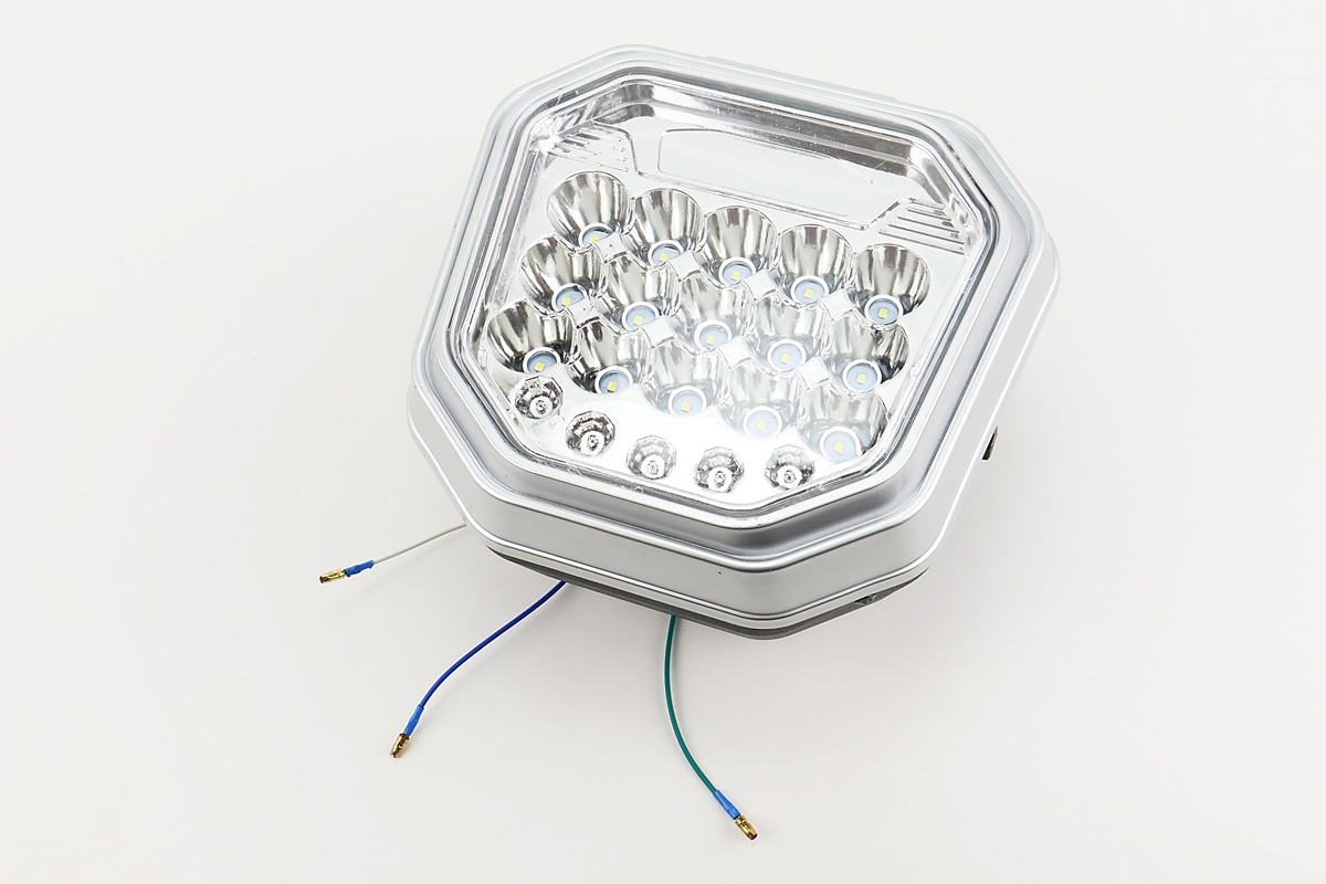 Фара у зборі Cargo13/16