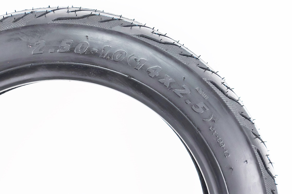 Шина 10"х2.50 бескамерная Mini — изображение 2
