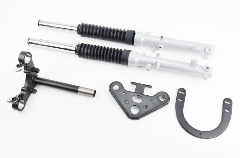 Вилка передня в зборі + траверси E-Delta