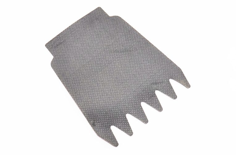 Бризговик переднього крила (гумовий) Cargo12/13/16