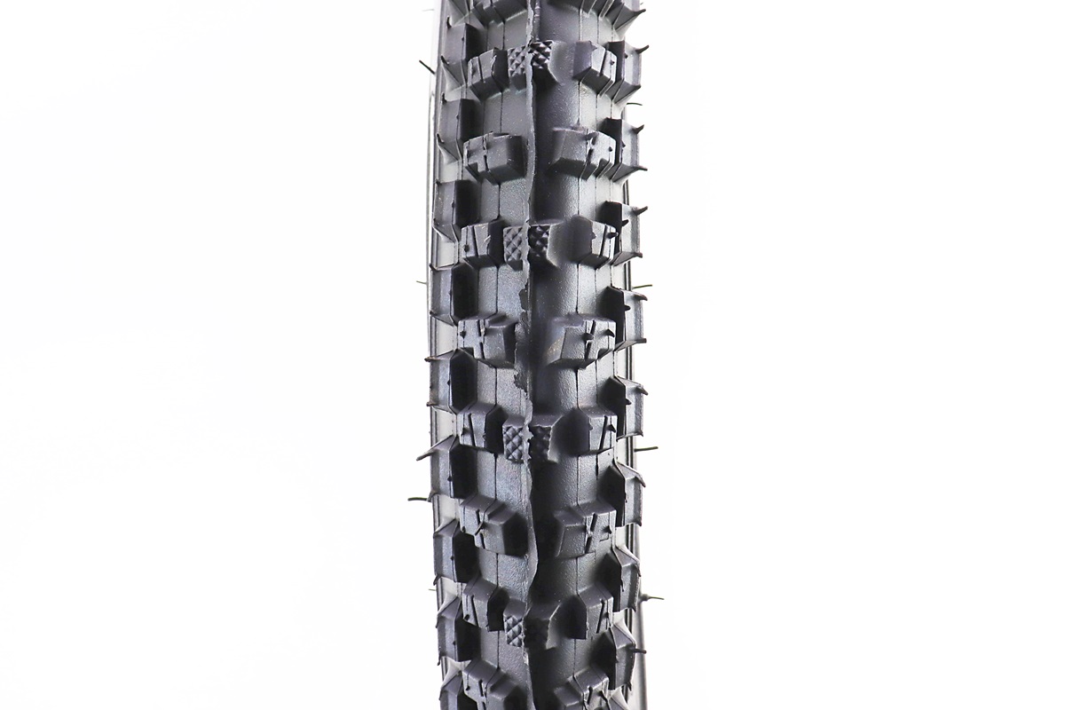 Шина 24"x2,10 (54-507) шипованная SY-B003 — изображение 4