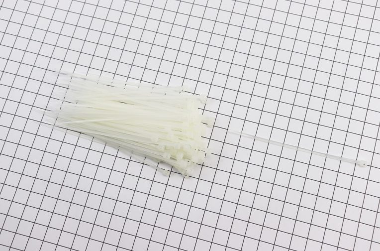 Хомут-стяжка пластик чорний 2,5мм*100мм- 100шт