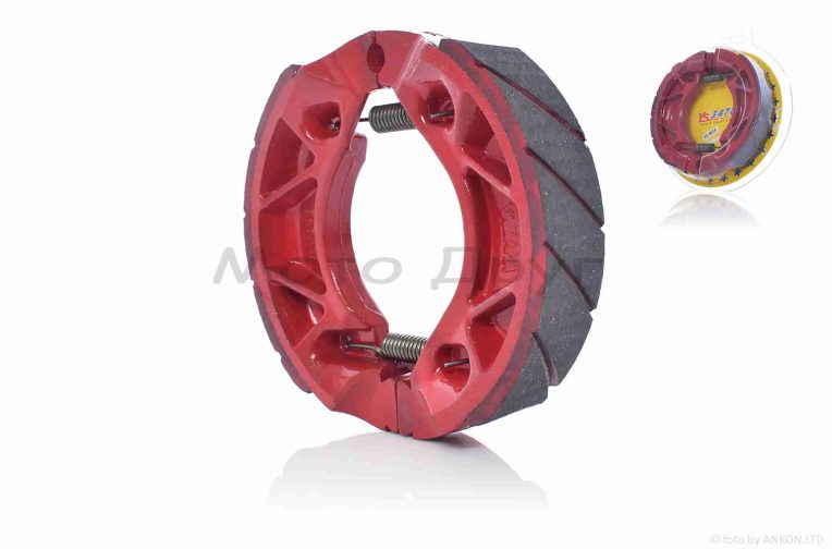 Колодки гальмівні (барабан)  YBR 125  задні  D120  “LIPAI”