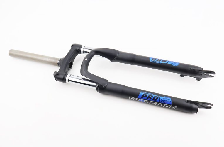 Вилка 27,5″ амортизаційна, без різьби 1-1/8″ (28,6мм), шток 210мм, з ходом 50мм, Disk-brake, M Lockout, чорна N781