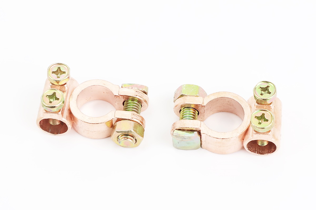 Клеммы на аккумулятор "100 552" (пара + d-18mm и - d-16mm) — изображение 2