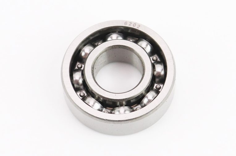 Подшипник 6202 (15x35x11) MS-210,230,250,251,380,381-лев. или прав. 341,360,361,362,440,460,461-лев.; вала первичного СВ250; 172FMM-5/172FMM-3A/175FMN