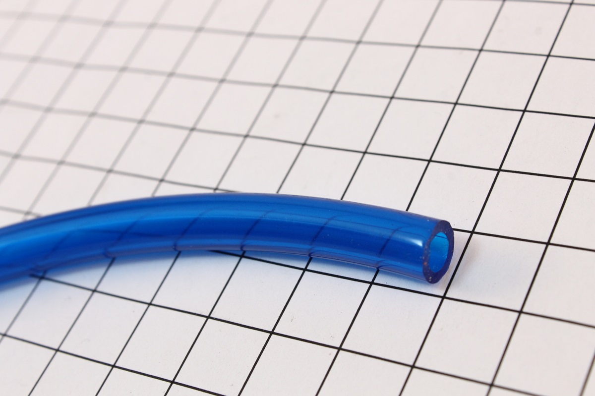 Шланг топливный 6x8,5мм - 1метр, синий