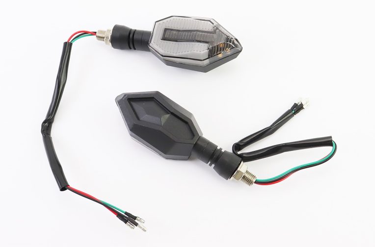 Поворот диодный на гибкой ножке + габарит белый LED СТРЕЛА тип 3″секвентальный”, 2шт