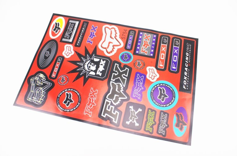 Наклейки на планшеті “FOX” набір 28шт 34*23 (червоний фон), 5754