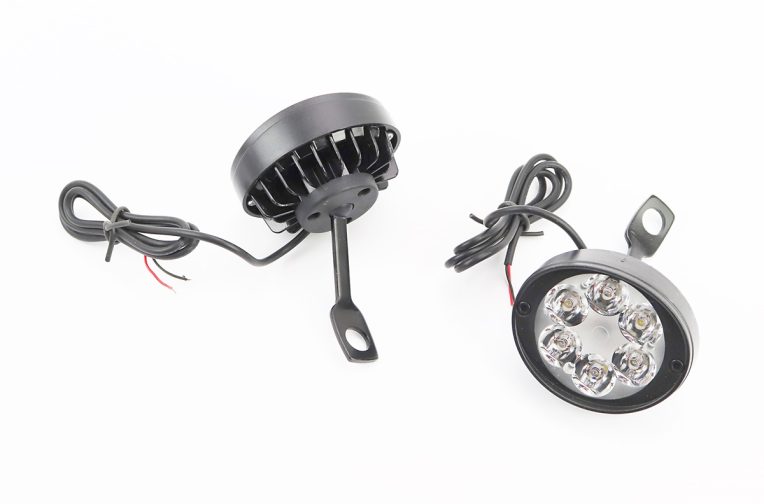 Фара додаткова світлодіодна вологозахисна (65*55mm) – 6 LED з кріпленням під дзеркало, к-кт 2шт, тип 1