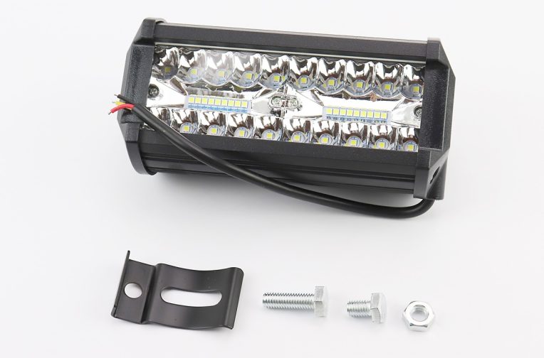 Фара дополнительная светодиодная влагозащитная – 20+20 LED с креплением, прямоугольная 79*165мм, SUPER LIGHT