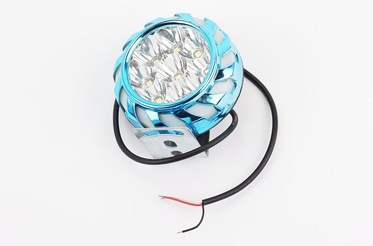 Фара додаткова світлодіодна вологозахисна – 9 LED з кріпленням, 70мм з стробоскопом та різнобарвним підсвічуванням, блакитний бортик