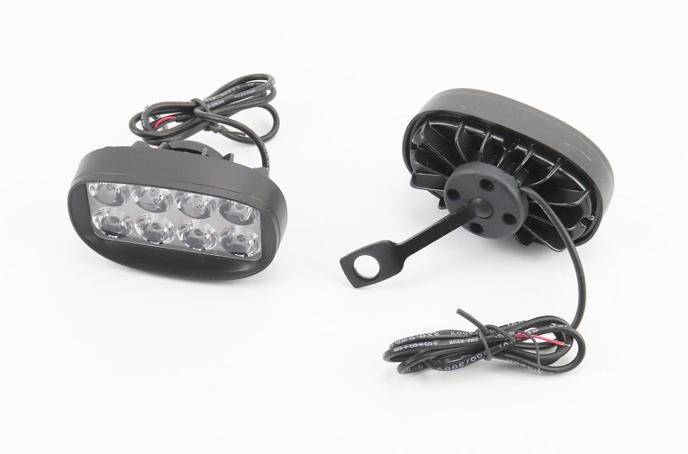Фара додаткова світлодіодна вологозахисна (85*50mm) – 8 LED з кріпленням під дзеркало, к-кт 2шт