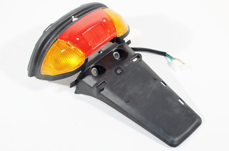 Yamaha JOG NEXT ZONE ліхтар задній з крилом в зборі