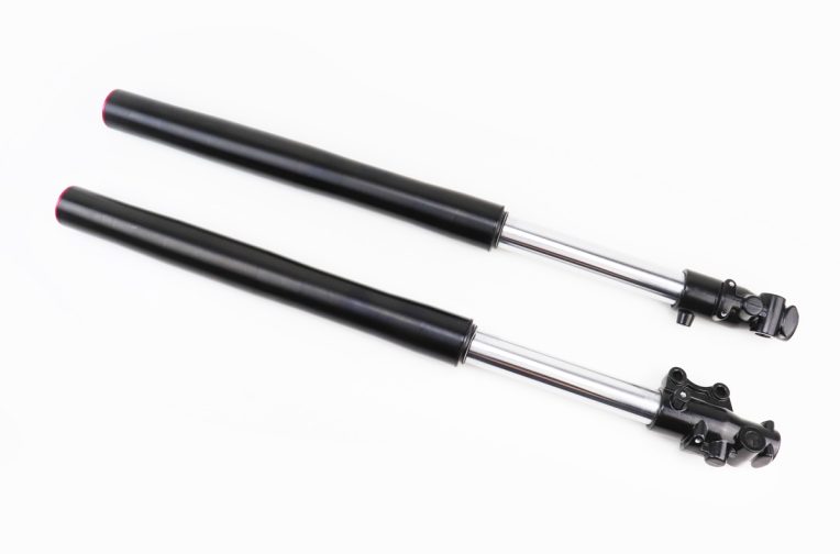 Амортизатор передний (перья), лев., прав. к-кт L-710мм; d-33мм