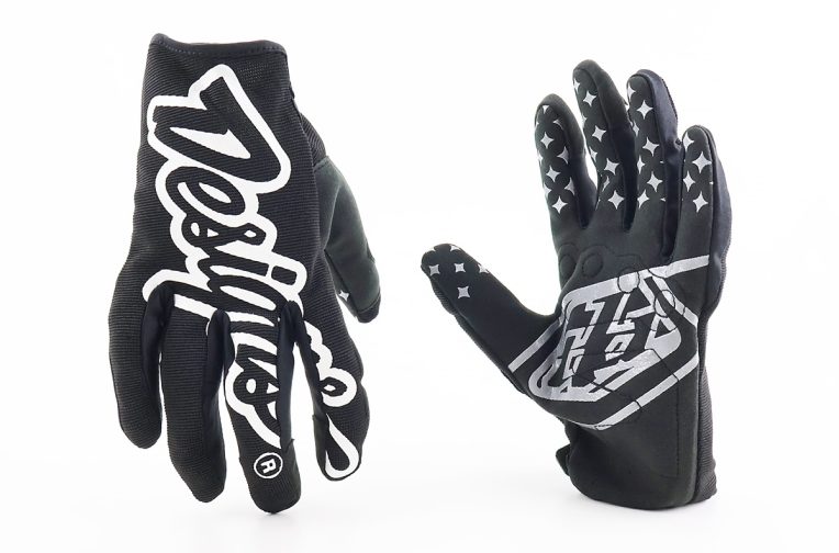 Перчатки XL с силиконовыми вставками, чёрно-белый, НЕ оригинал