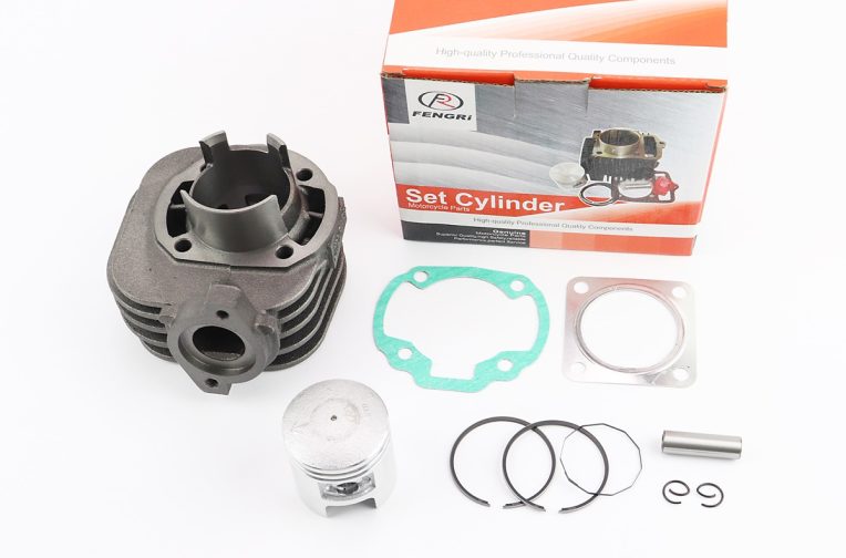 Цилиндр к-кт (цпг) Suzuki LET’S 65cc-44мм (палец 10мм)