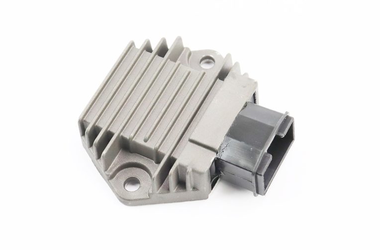 Реле-регулятор напряжения (L84*W85*H24mm) SH691-12 HONDA CB250/CB400F/CB500S/CB600F/CBR600F/CBR900RR/VT750C/VTR1000F