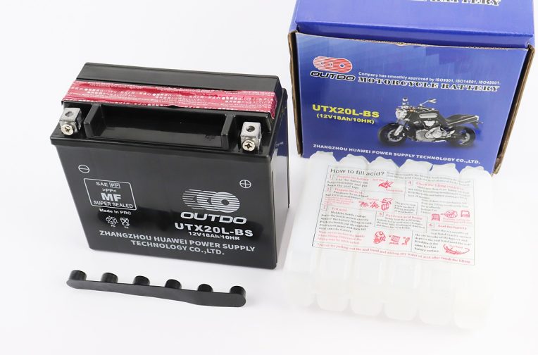 Аккумулятор 12V18Ah UTX20L-BS кислотный (L175*W85*H155mm)